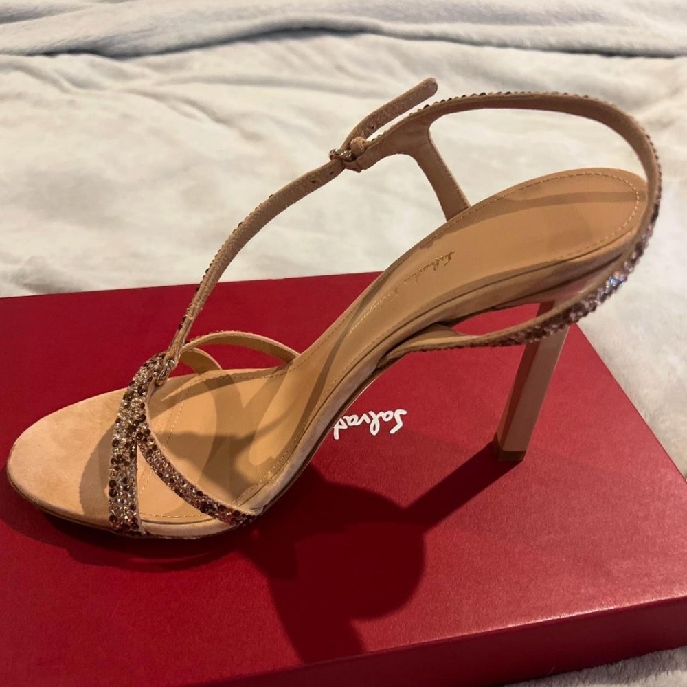 Salvatore Ferragamo Tan Heels Elegant Strappy Design